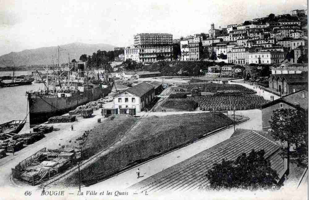bougie, ville et port,les quais