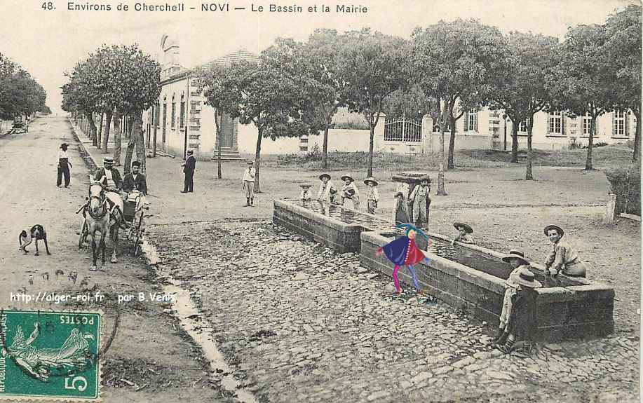 Bassin et mairie