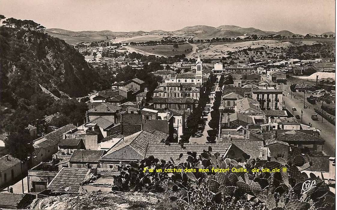 NEMOURS, vue générale vers l'église